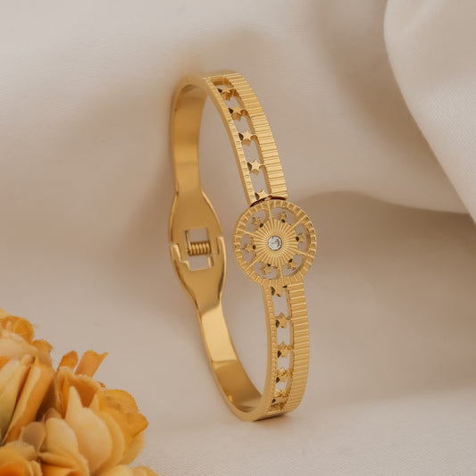 Gilded Spark Bracelet