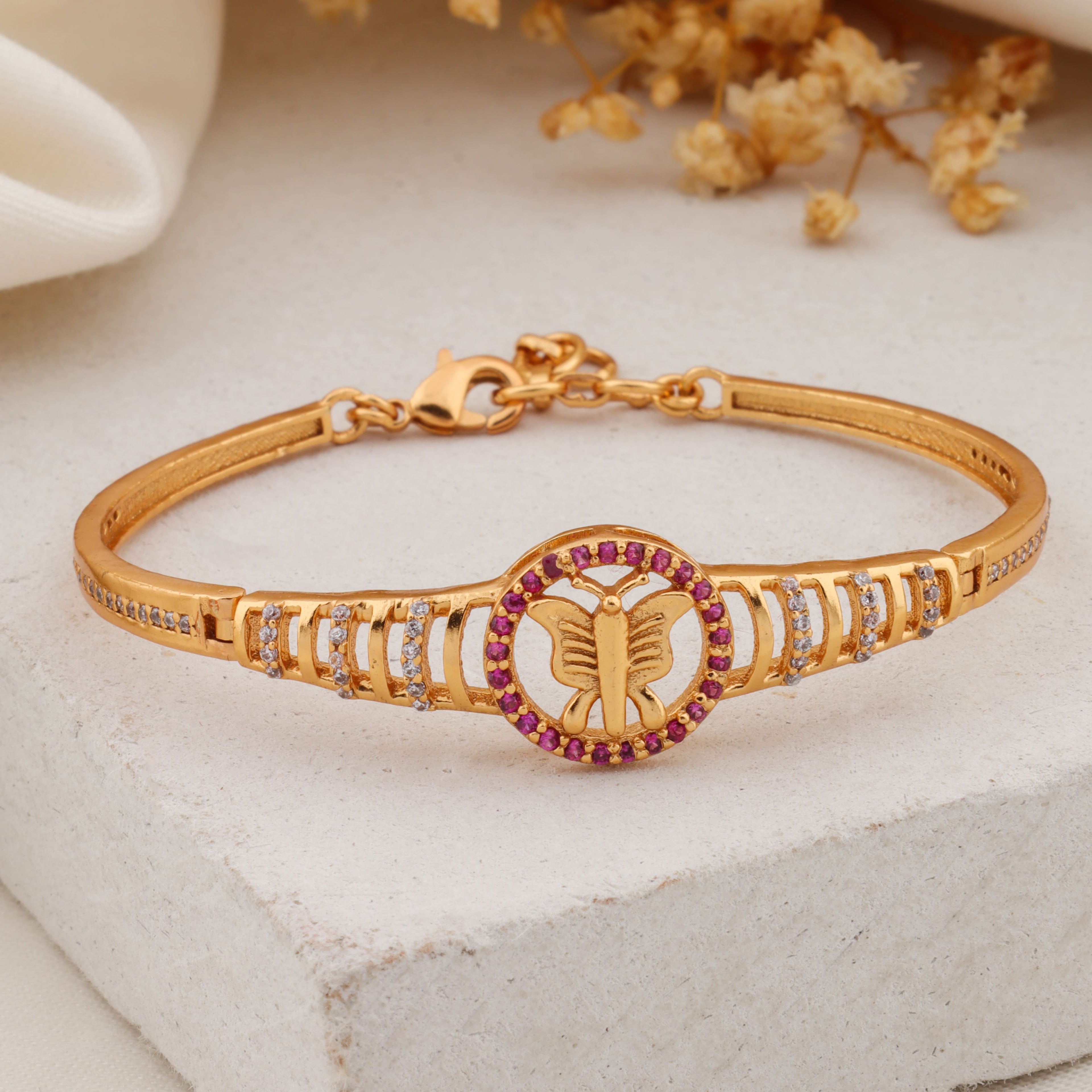 Ariva Winged Bracelet