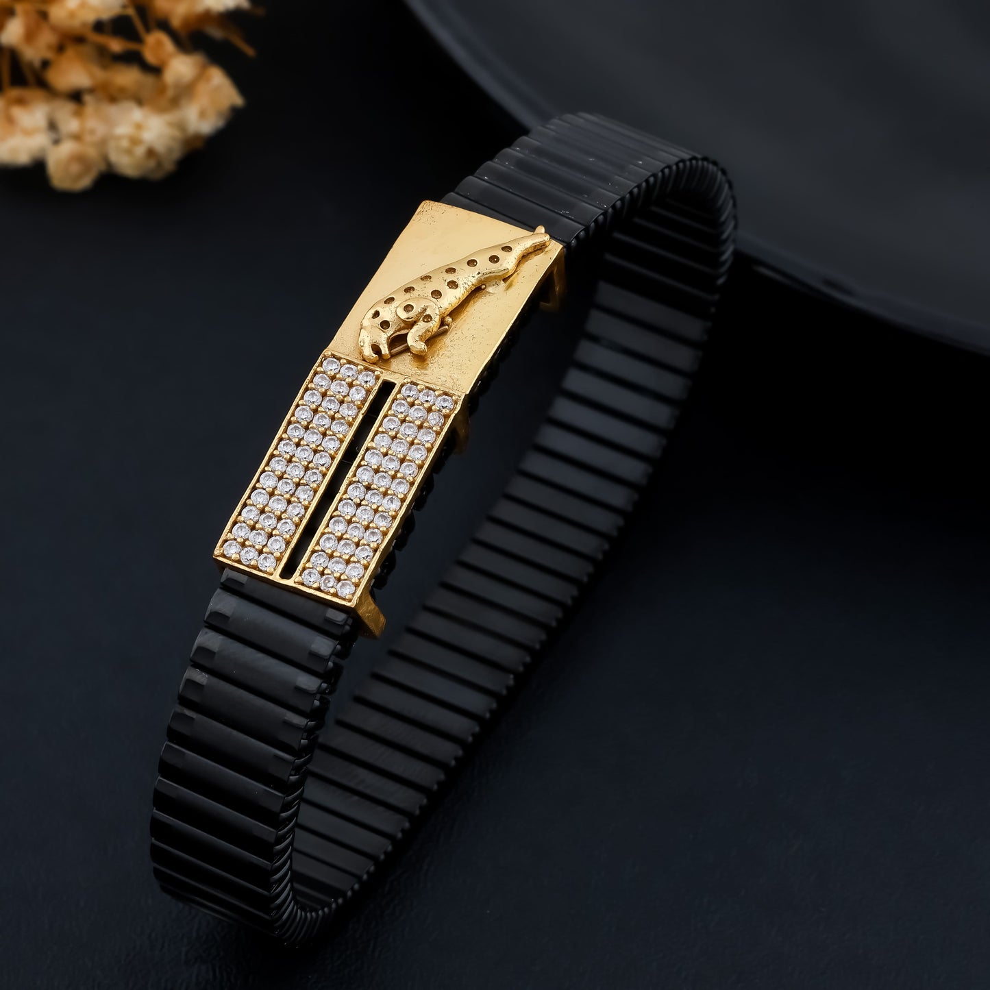 Diamond Pounce Bracelet