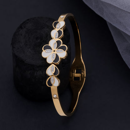 Elegant Bloom Bracelet