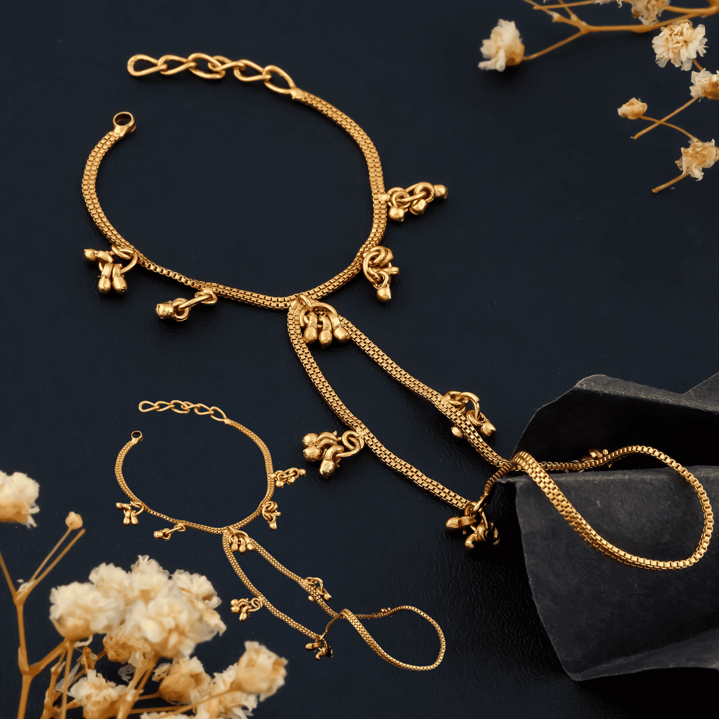 Elegant Floral Pocha