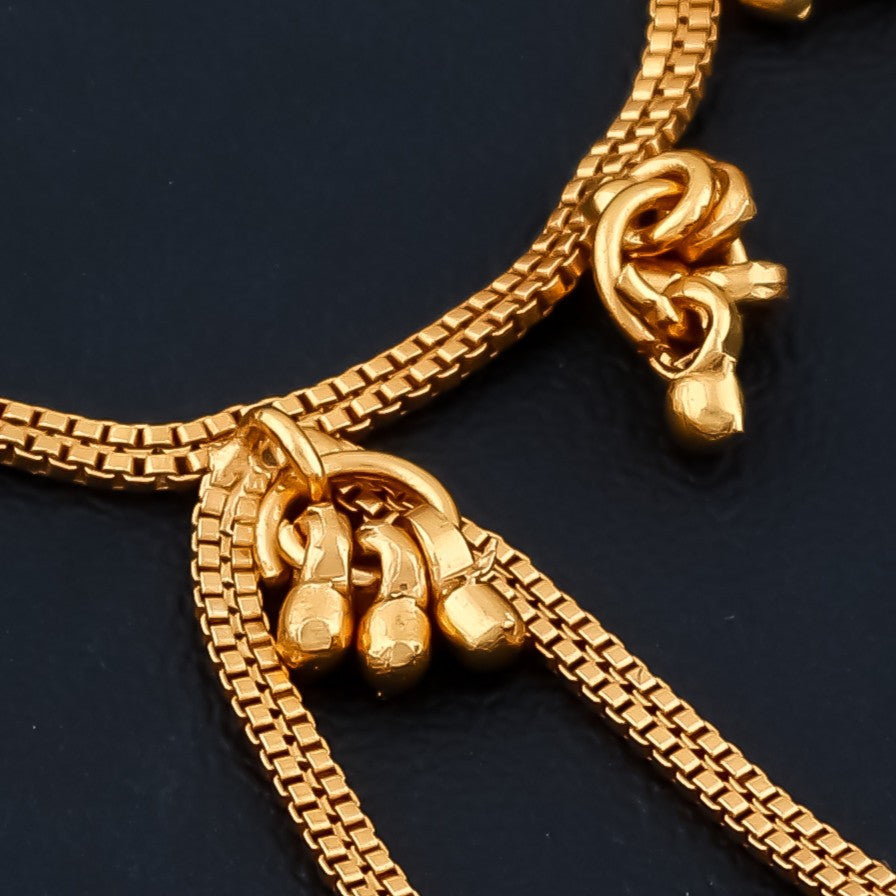 Elegant Floral Pocha