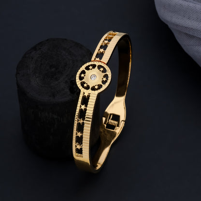 Gilded Spark Bracelet