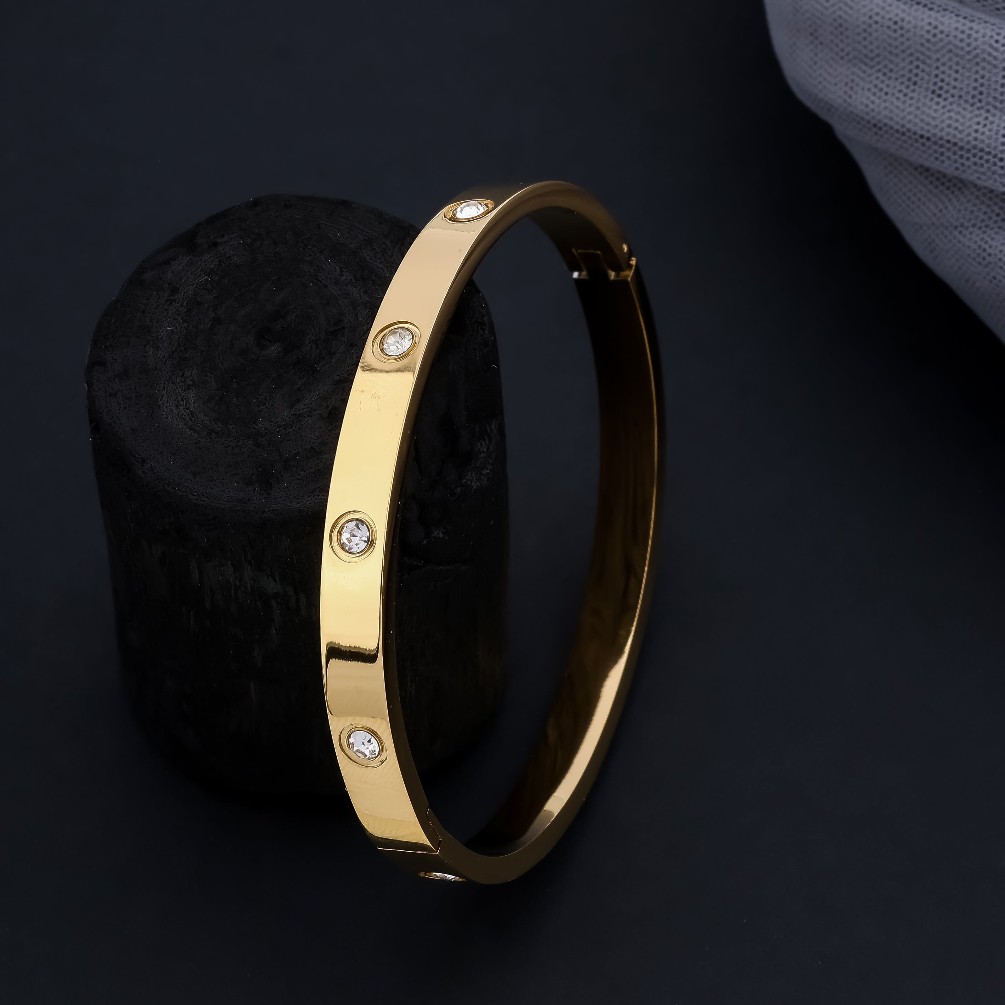 Dazzle Glow Bracelet