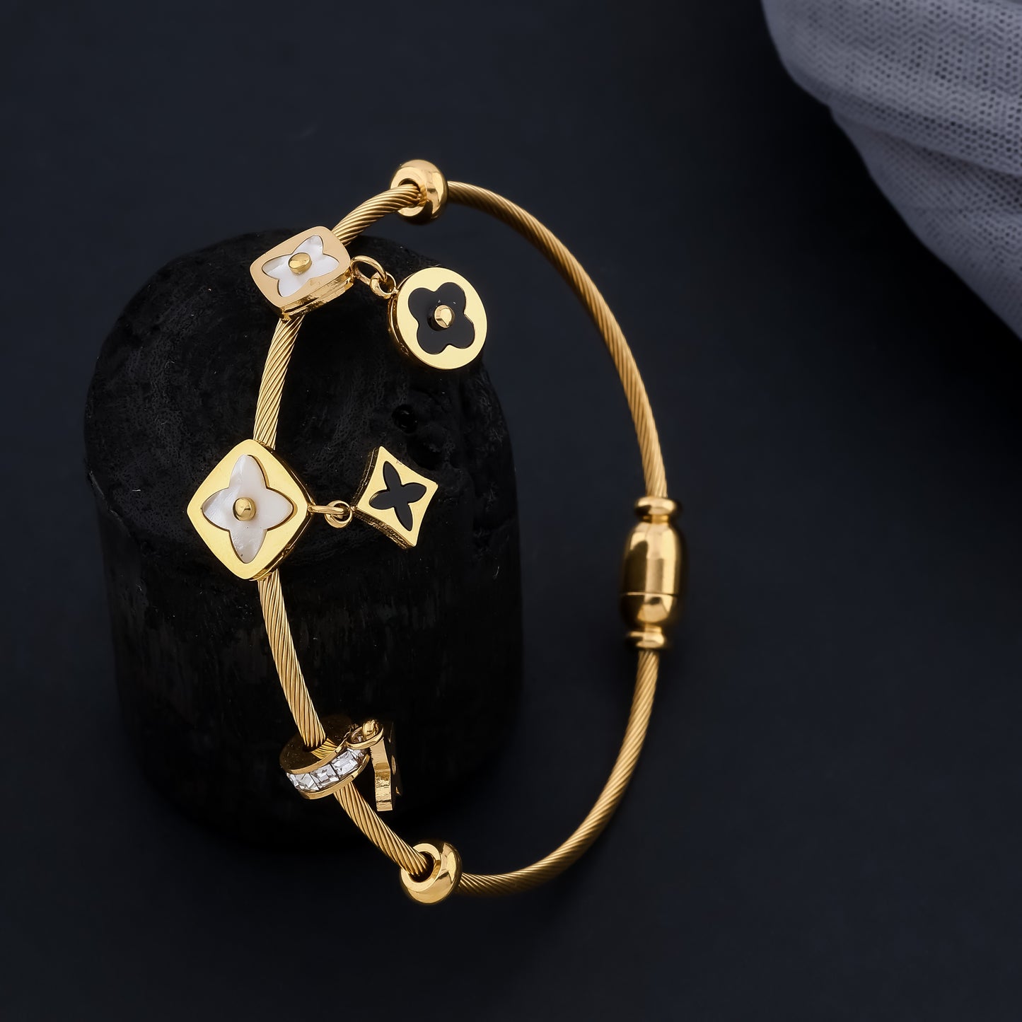 Golden Clover Bracelet