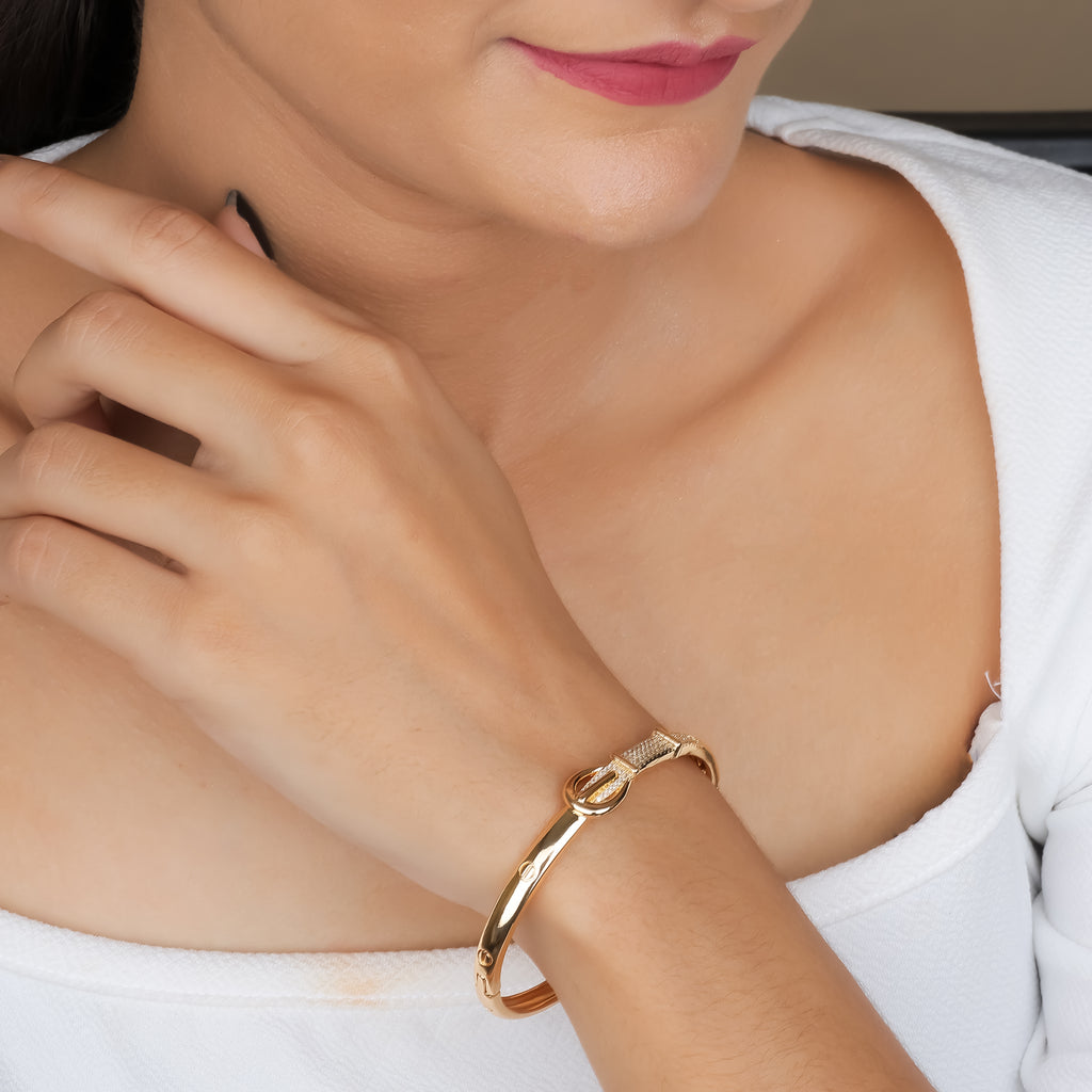 Glamour Lock Bracelet