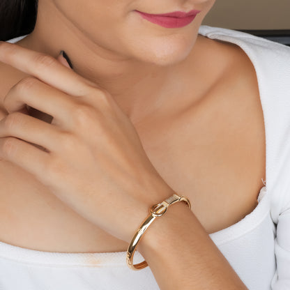 Glamour Lock Bracelet