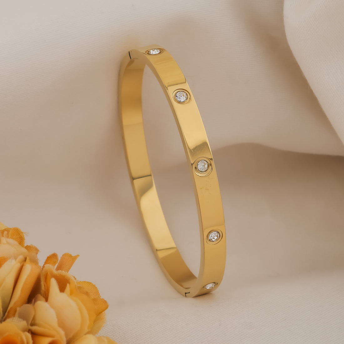 Dazzle Glow Bracelet