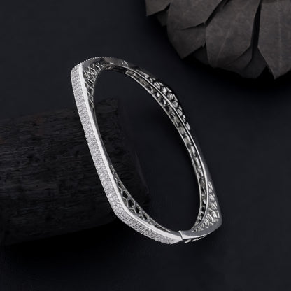 Timeless Glow Bracelet