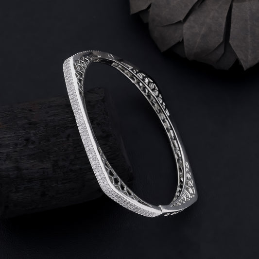 Timeless Glow Bracelet