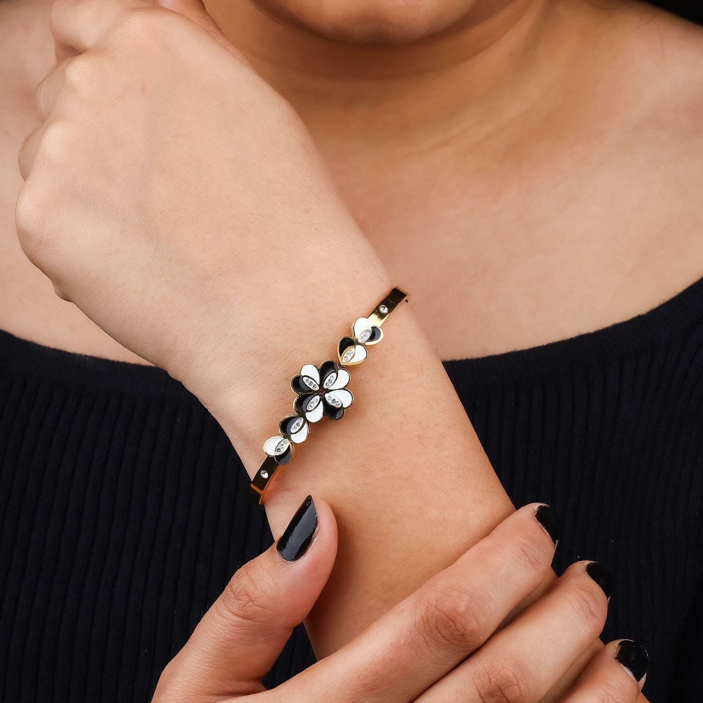 Elegant Bloom Bracelet