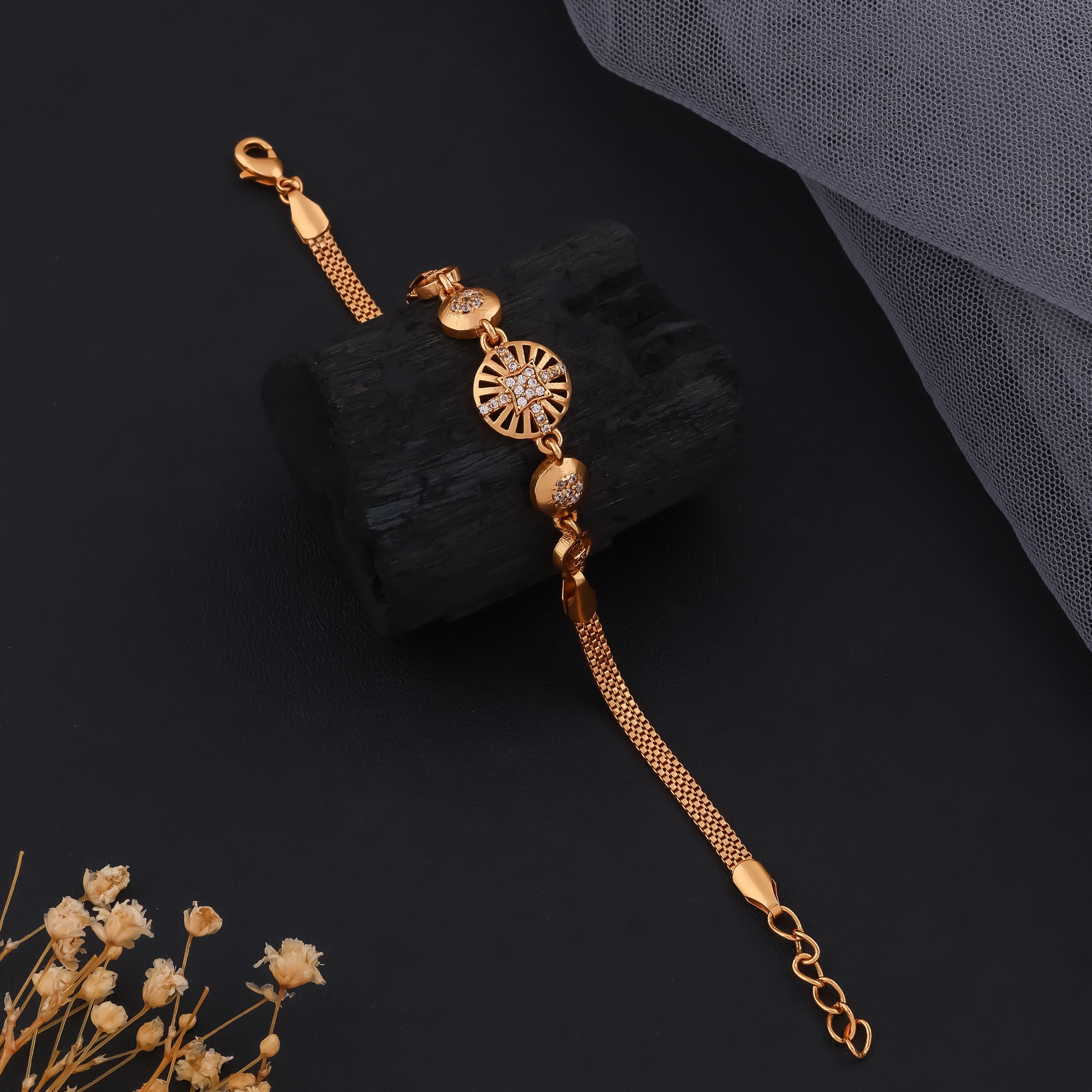Luxe Linework Bracelet