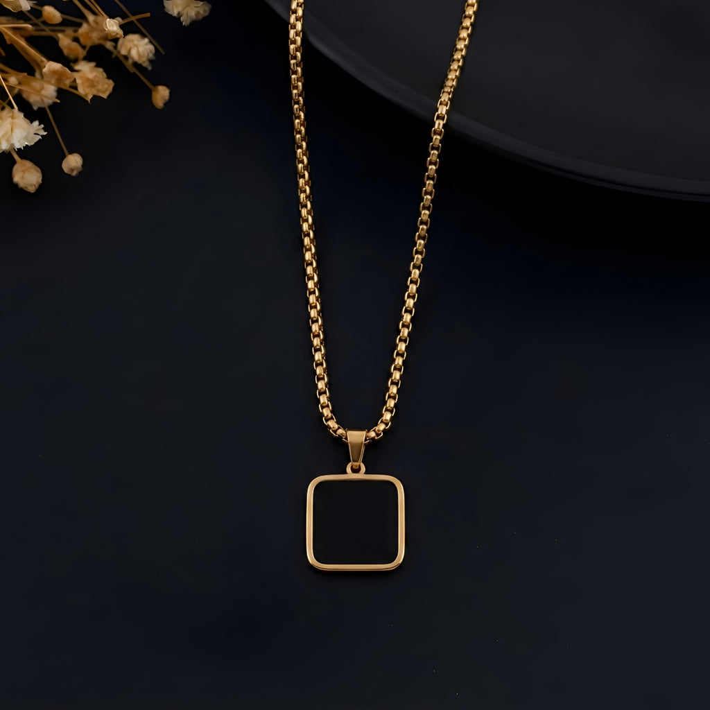 Noir Prestige Pendant Necklace