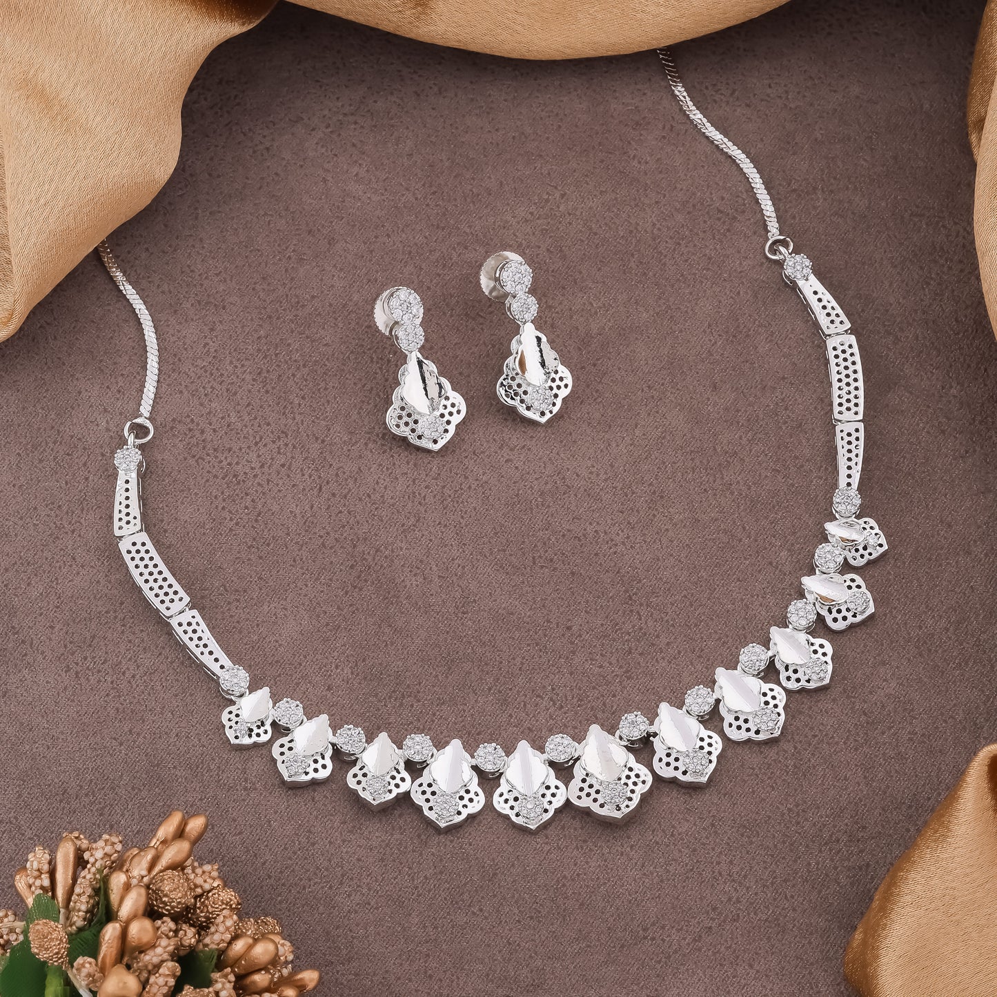 Shimmering Pearl Set