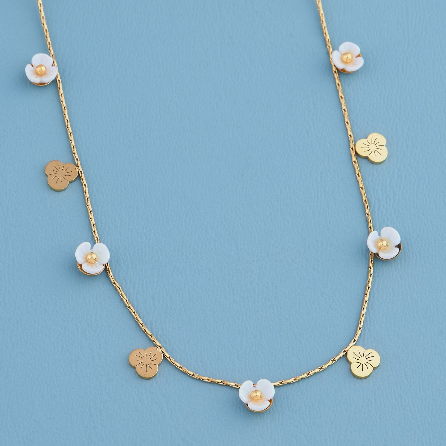Shining Floral Necklace