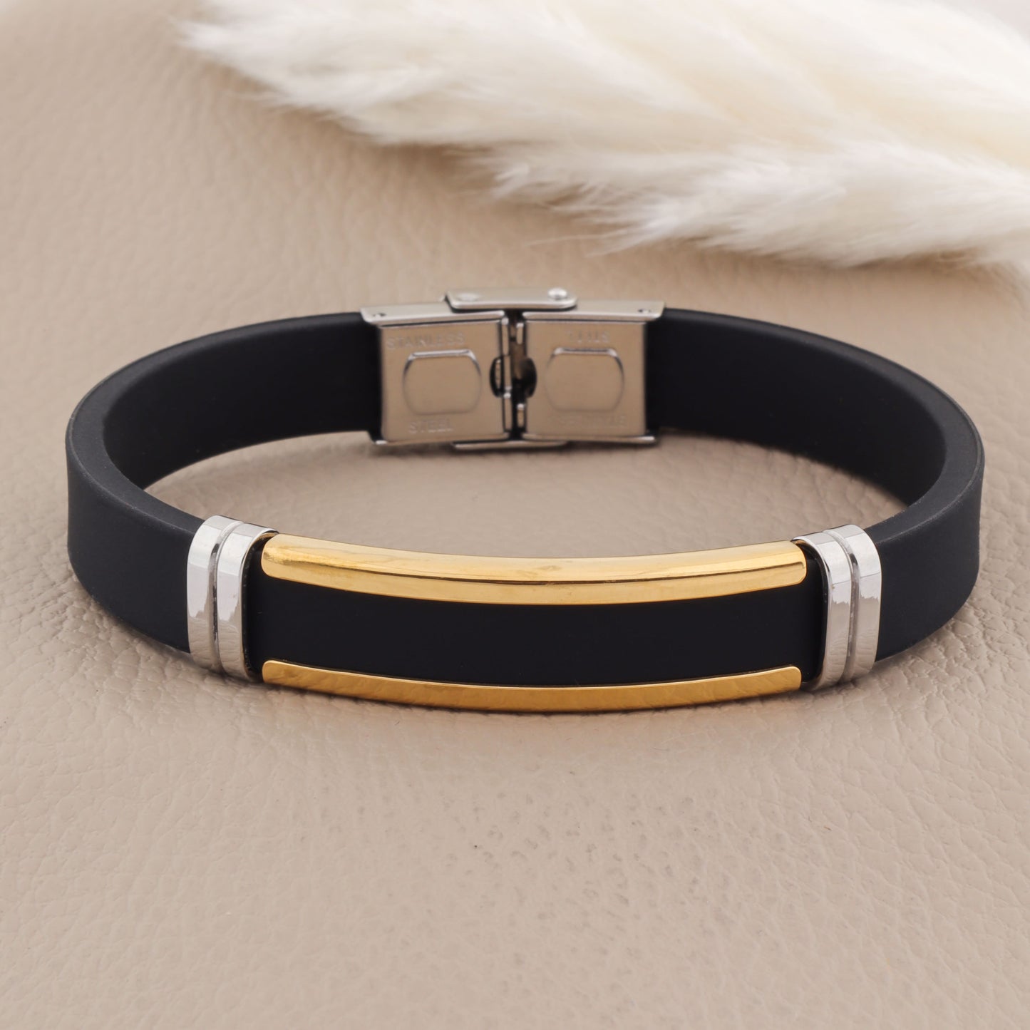 Signature Spot Bracelet