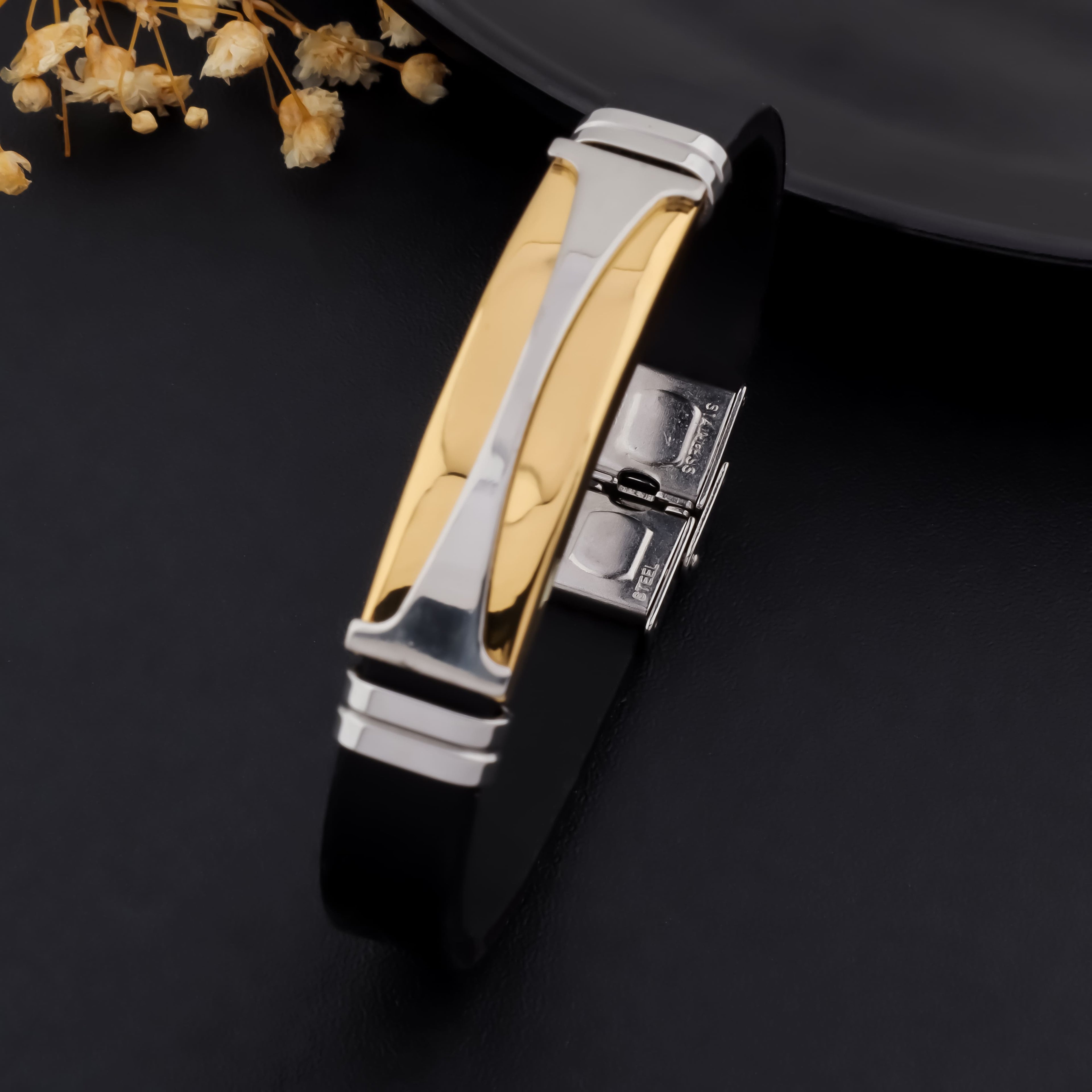 Soft Edge Bracelet