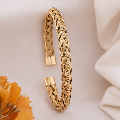 Spiral Charm Bracelet